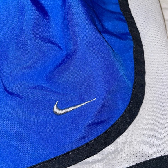 Nike Running Shorts - Picture 4 of 4